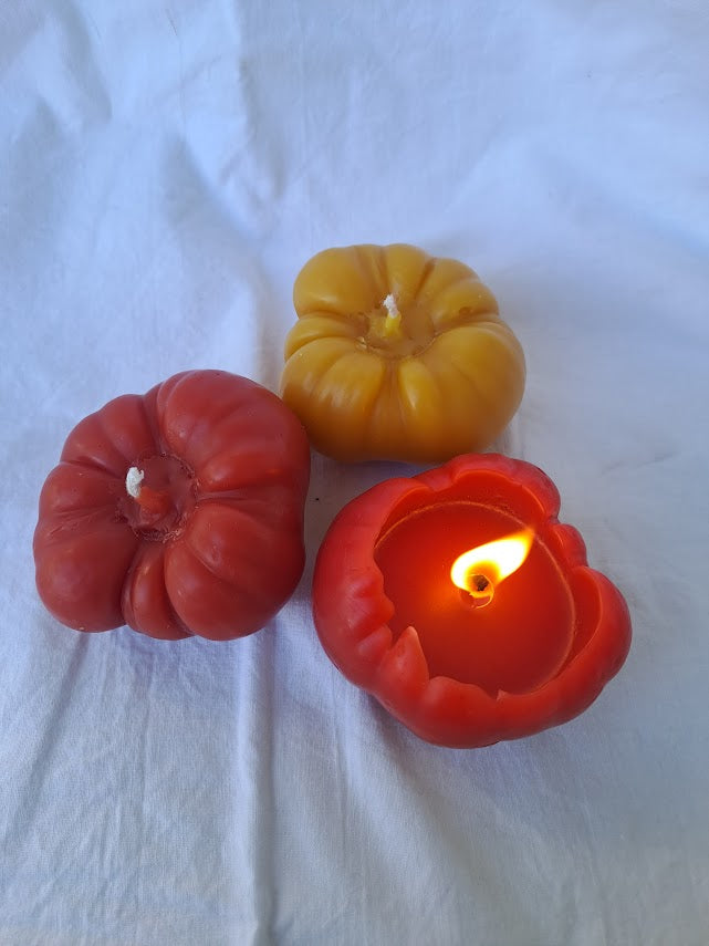 Heirloom Tomato Large