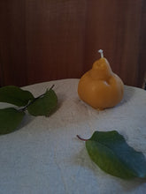 Load image into Gallery viewer, Orchard Quince Beeswax Candle
